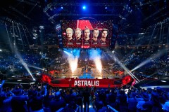 Scout失误引热议：比赛失利，电竞圈讨论沸沸扬扬